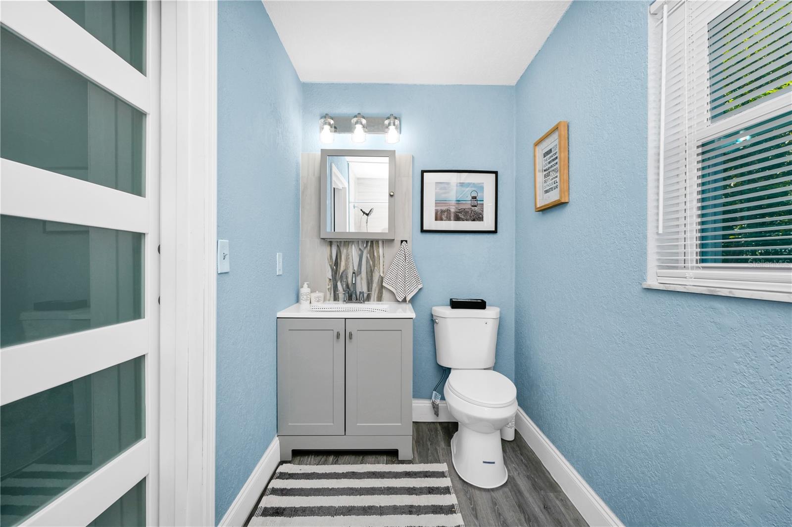 Image 13 of 30 For 511 Alder Avenue