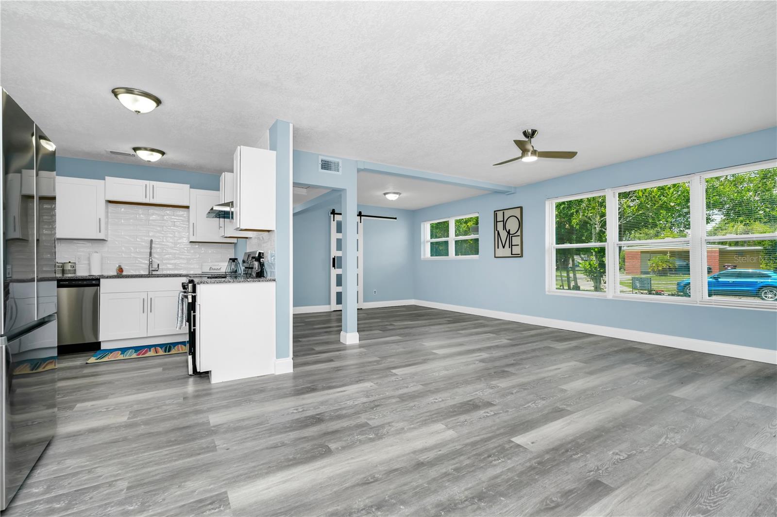 Image 6 of 30 For 511 Alder Avenue