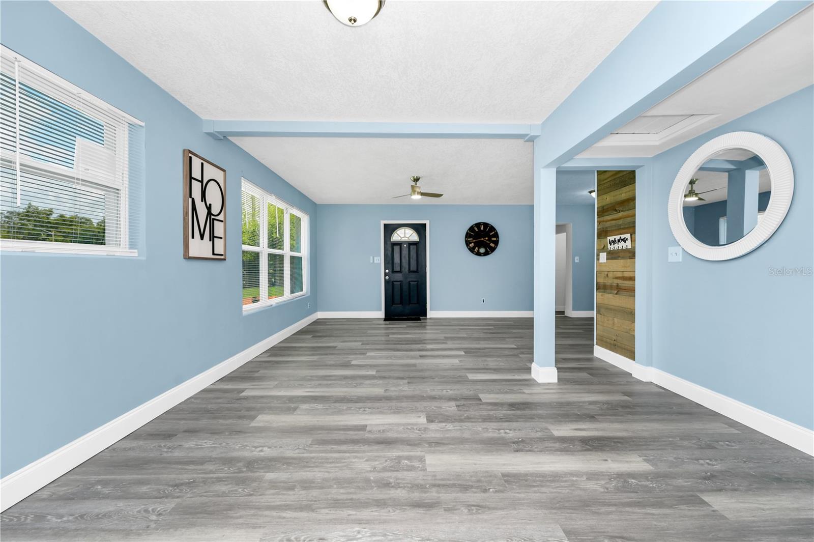 Image 8 of 30 For 511 Alder Avenue