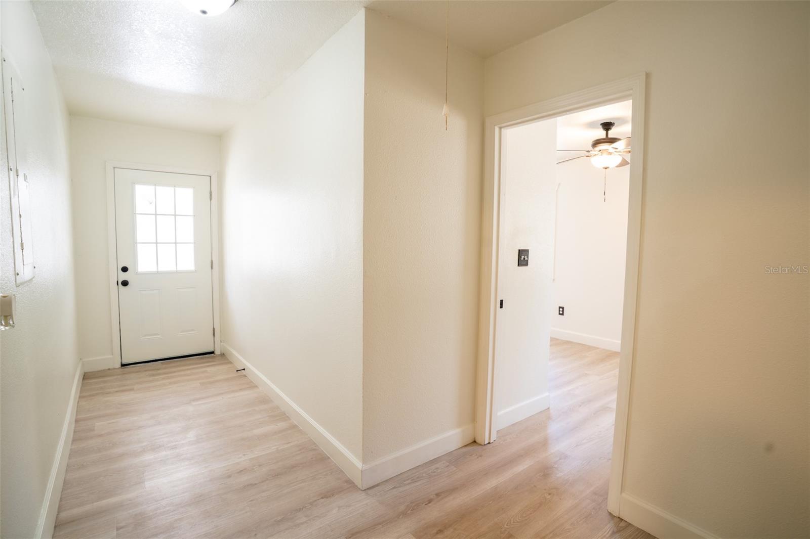 Image 22 of 46 For 12989 Highway 225