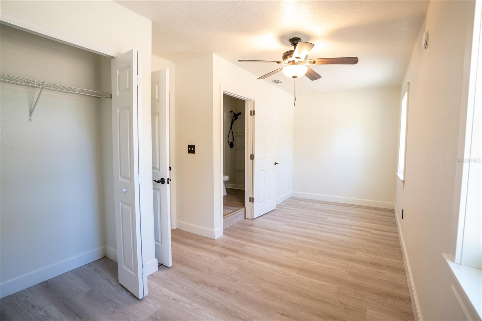 Image 37 of 46 For 12989 Highway 225