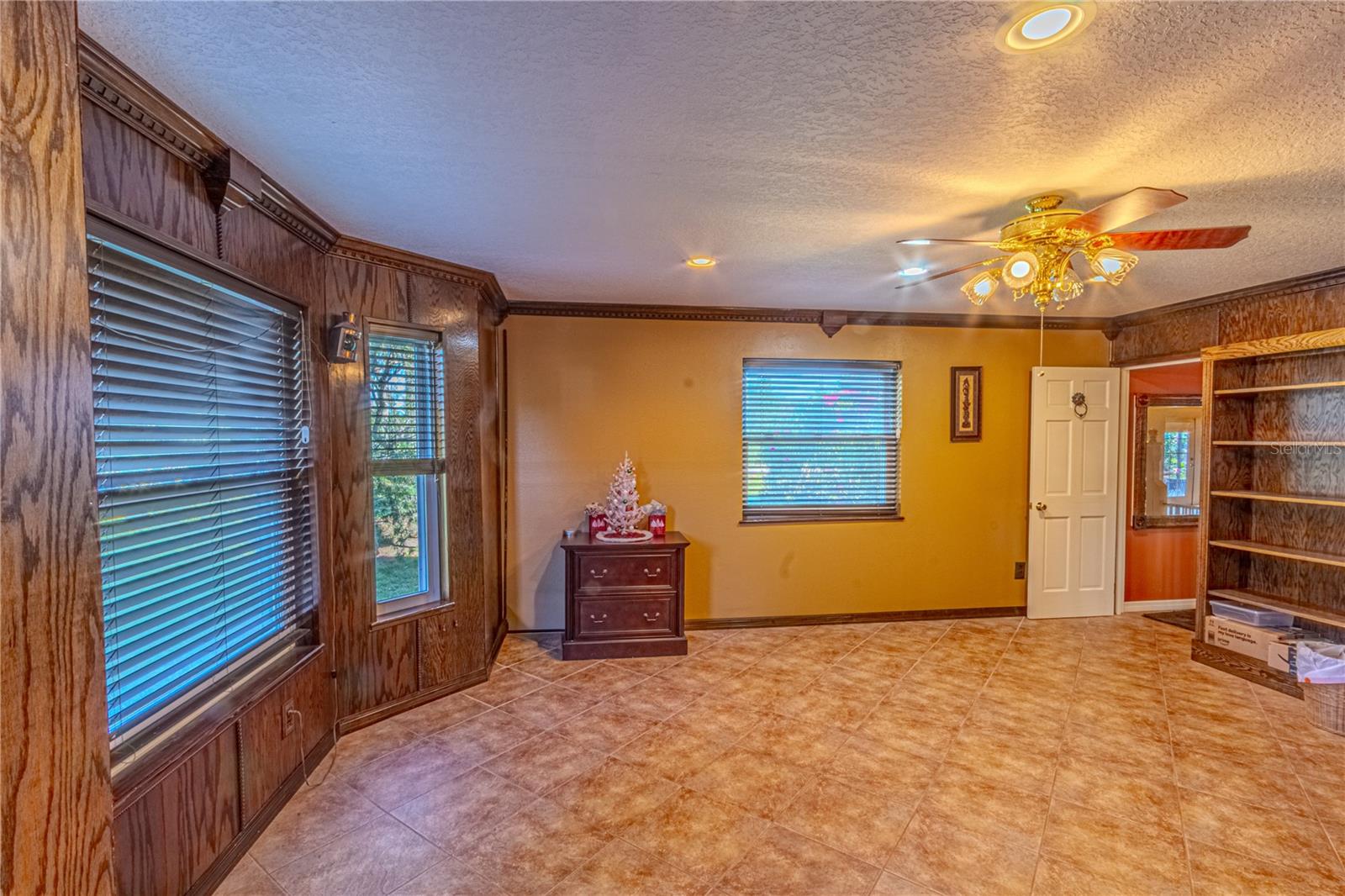 Image 23 of 38 For 4899 Sparrow Drive