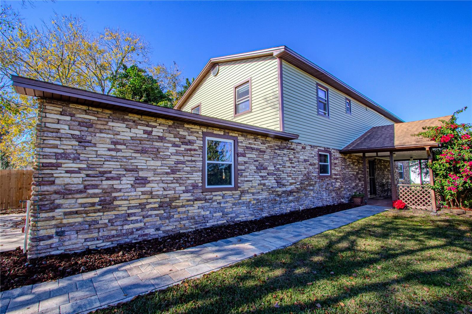 Image 35 of 38 For 4899 Sparrow Drive