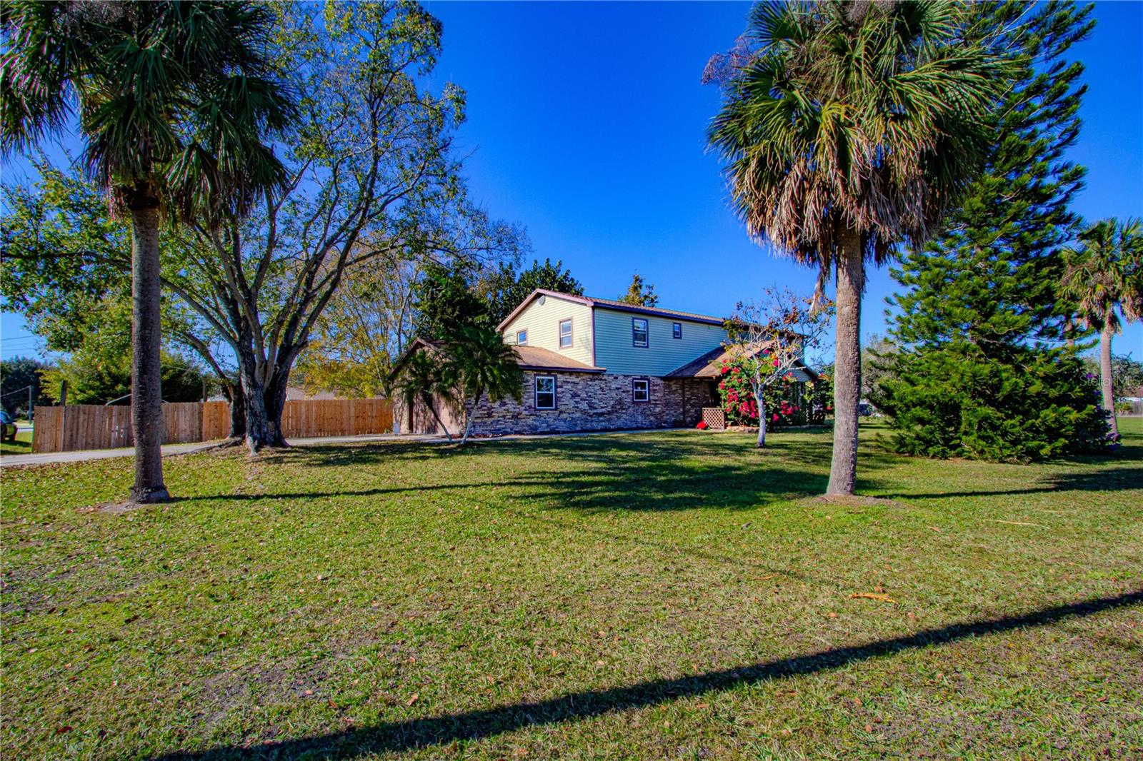 Image 8 of 38 For 4899 Sparrow Drive