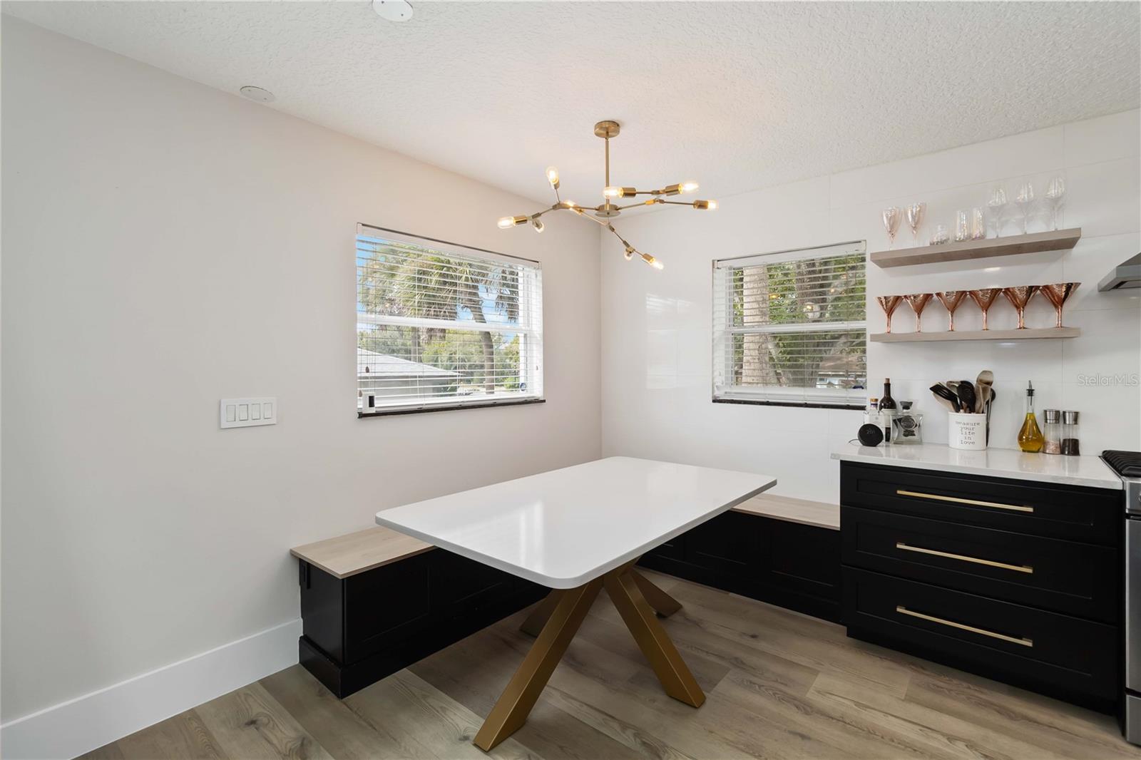 Image 19 of 53 For 8124 Laurel Tree Drive