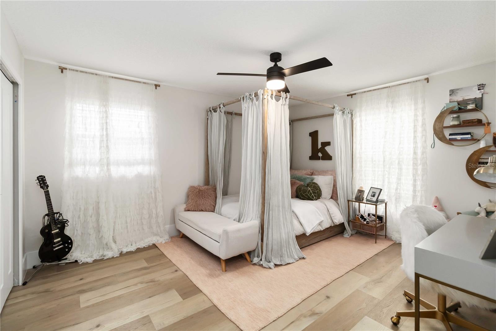 Image 29 of 53 For 8124 Laurel Tree Drive