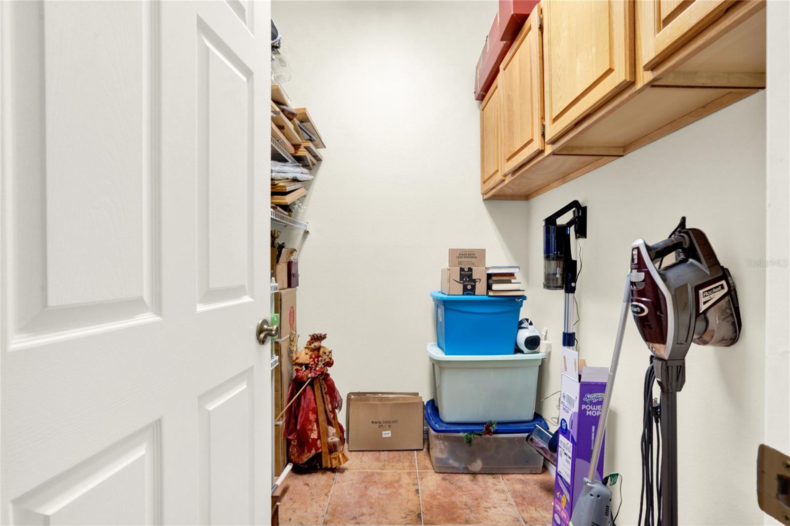 Image 16 of 29 For 738 Powderhorn Circle