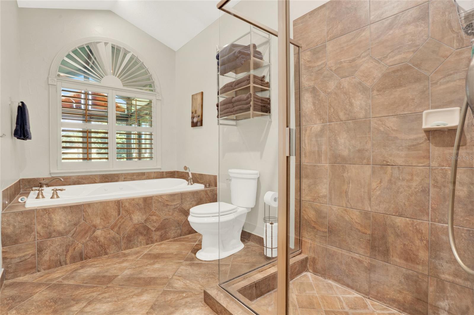 Image 24 of 29 For 738 Powderhorn Circle