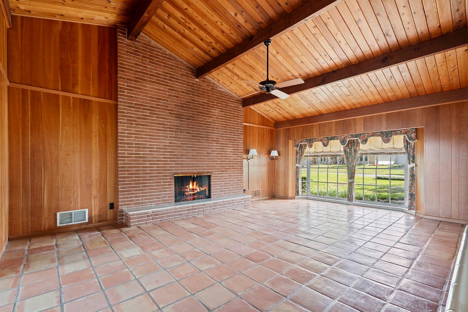 Image 12 of 31 For 3519 Cullen Lake Shore Drive