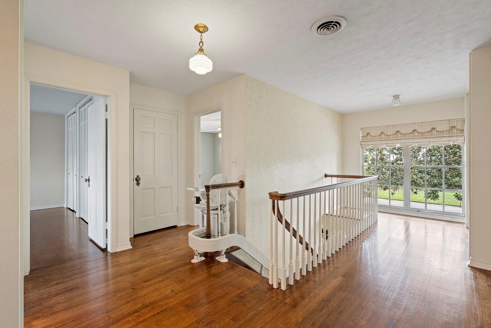 Image 16 of 31 For 3519 Cullen Lake Shore Drive