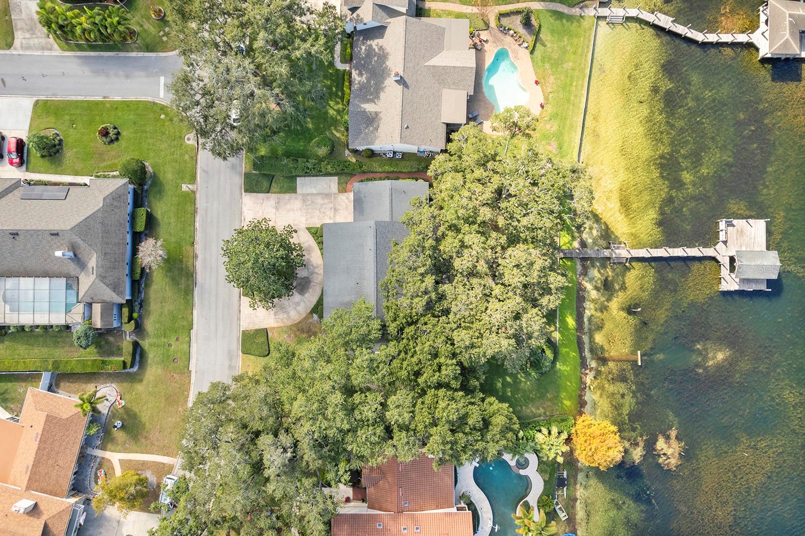 Image 28 of 31 For 3519 Cullen Lake Shore Drive