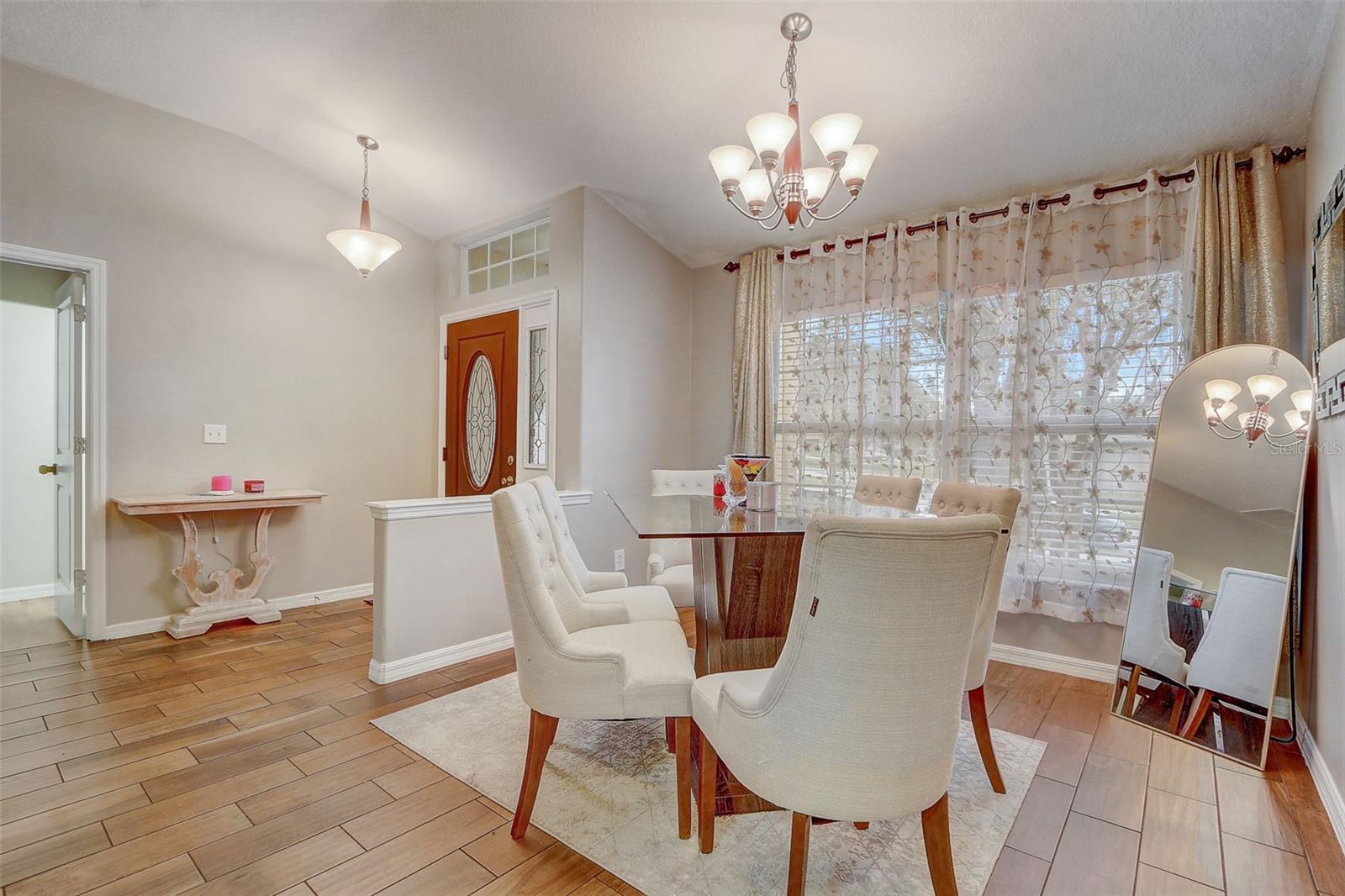 Image 10 of 45 For 129 Compass Rose Dr Brook