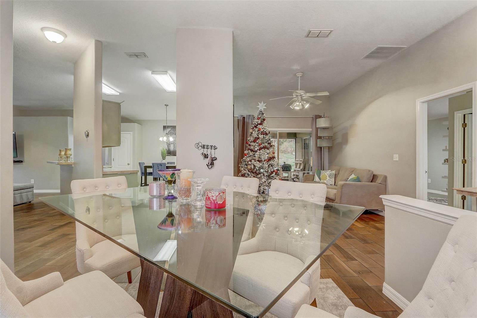 Image 11 of 45 For 129 Compass Rose Dr Brook