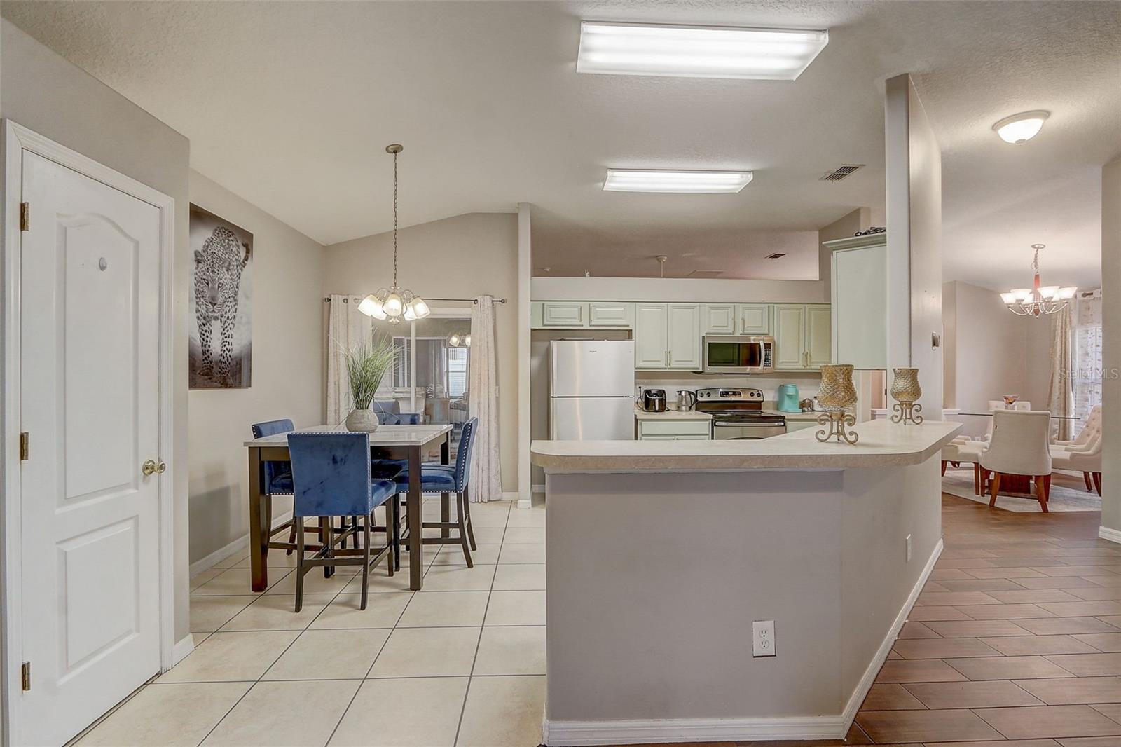 Image 13 of 45 For 129 Compass Rose Dr Brook