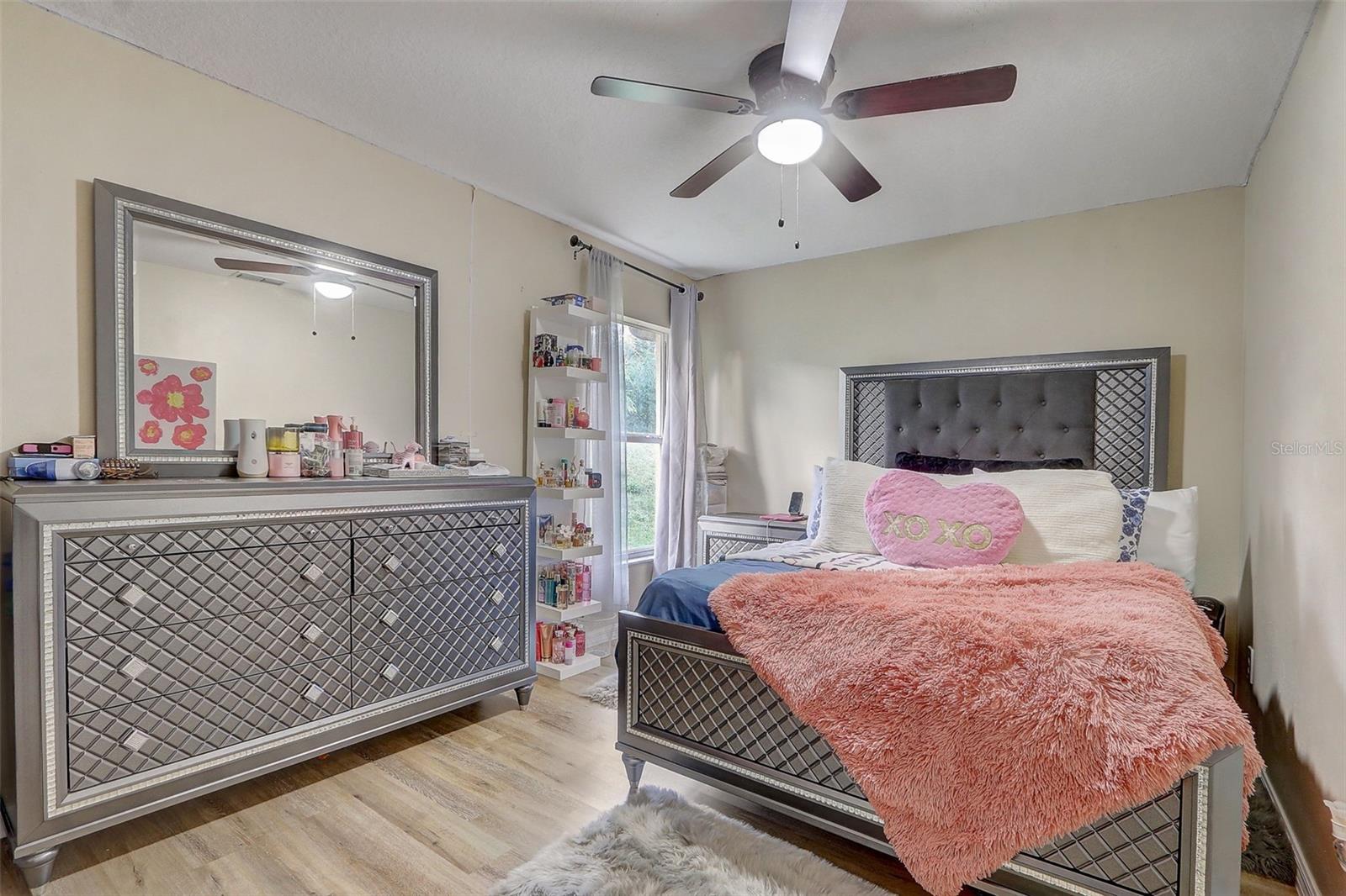 Image 29 of 45 For 129 Compass Rose Dr Brook