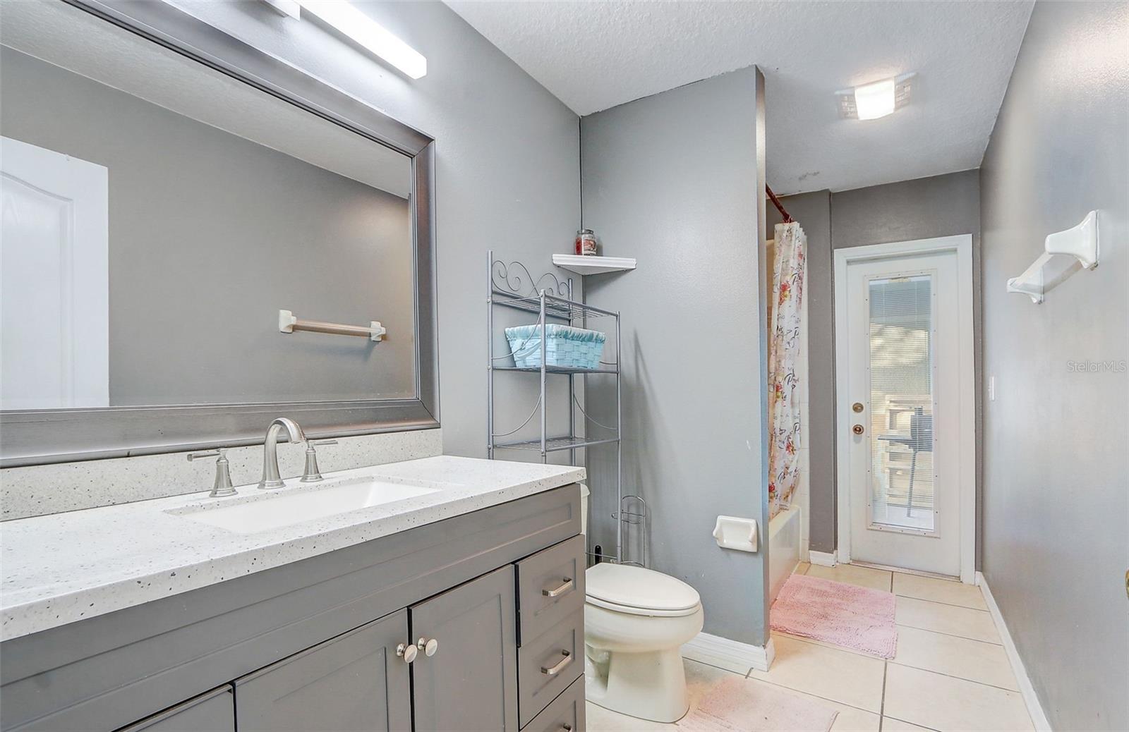 Image 35 of 45 For 129 Compass Rose Dr Brook