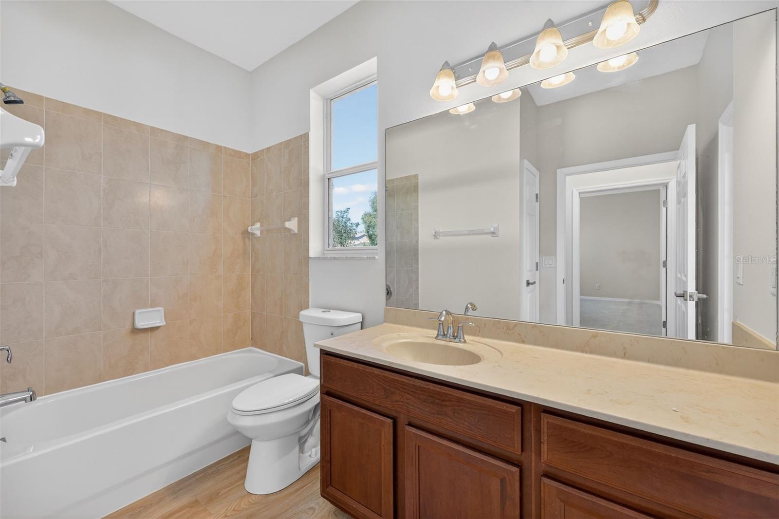 Image 18 of 35 For 10874 Breaking Rocks Drive