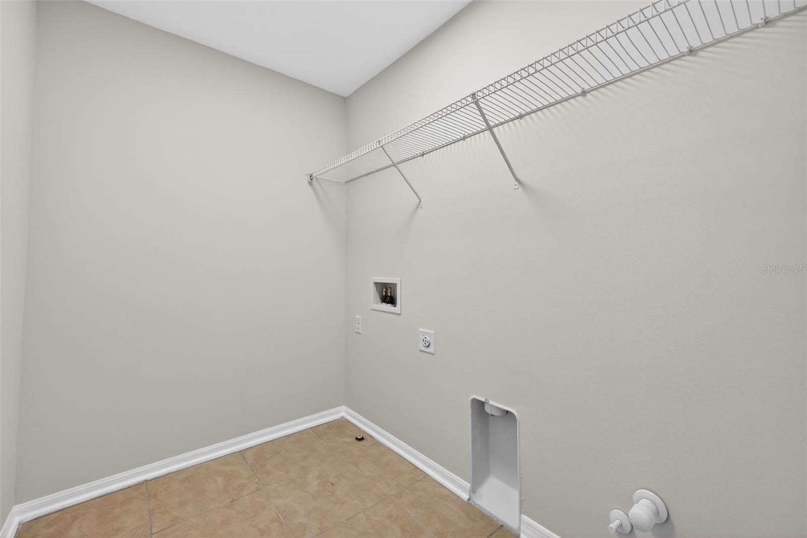 Image 19 of 35 For 10874 Breaking Rocks Drive