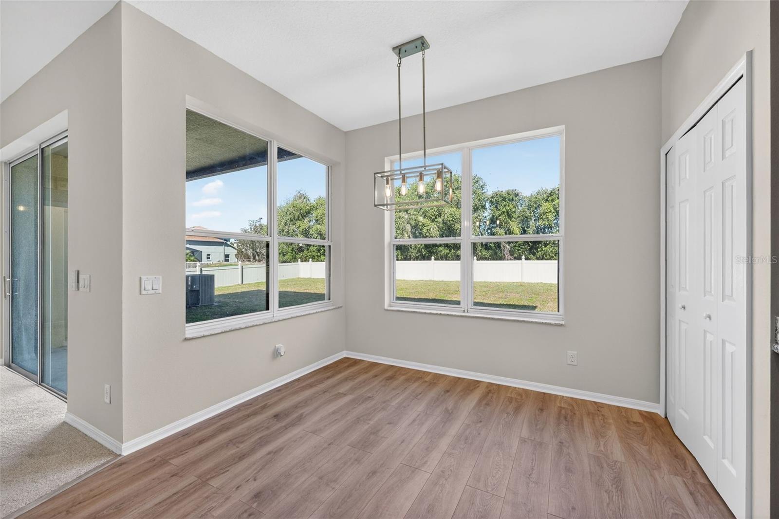 Image 9 of 35 For 10874 Breaking Rocks Drive