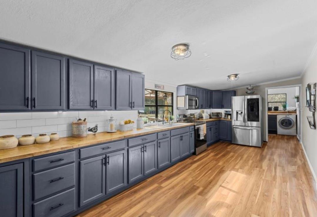 Image 12 of 50 For 11975 162nd Terrace