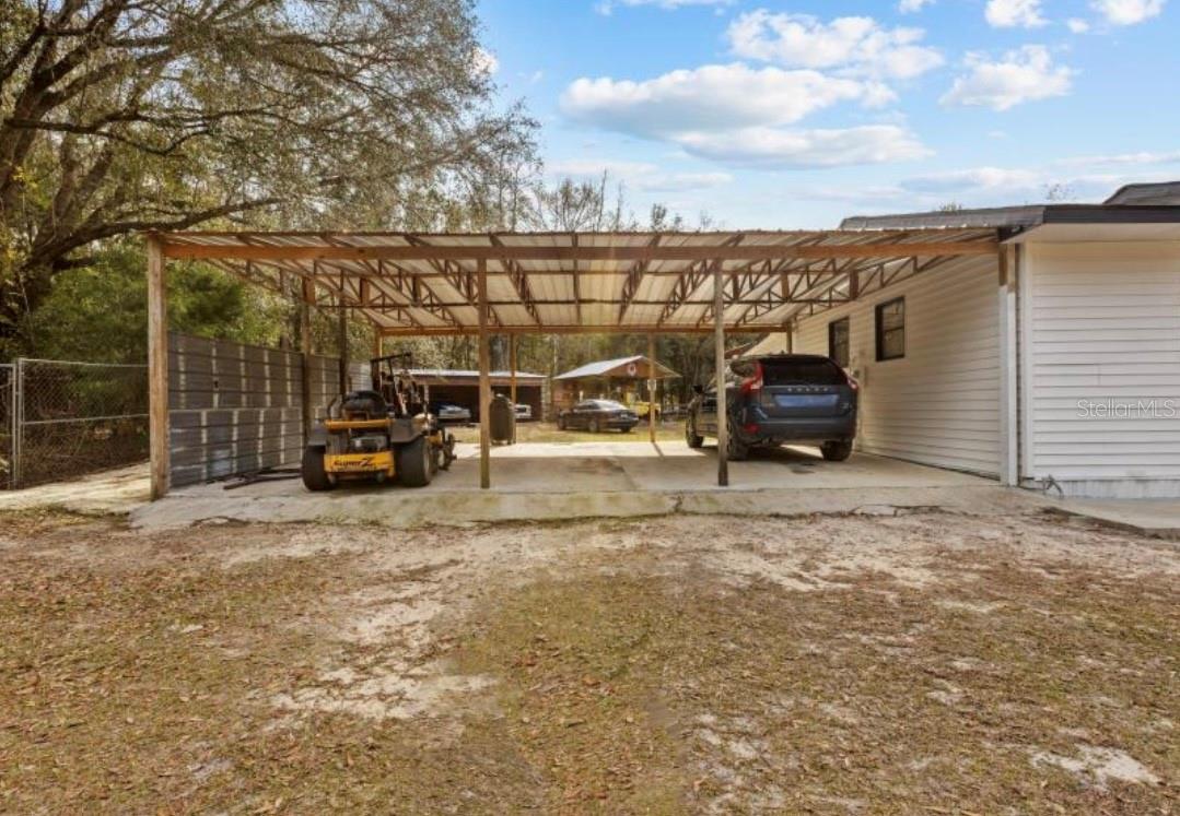 Image 36 of 50 For 11975 162nd Terrace