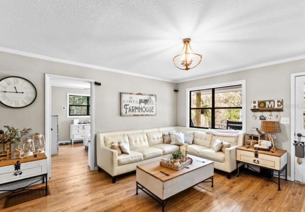 Image 4 of 50 For 11975 162nd Terrace