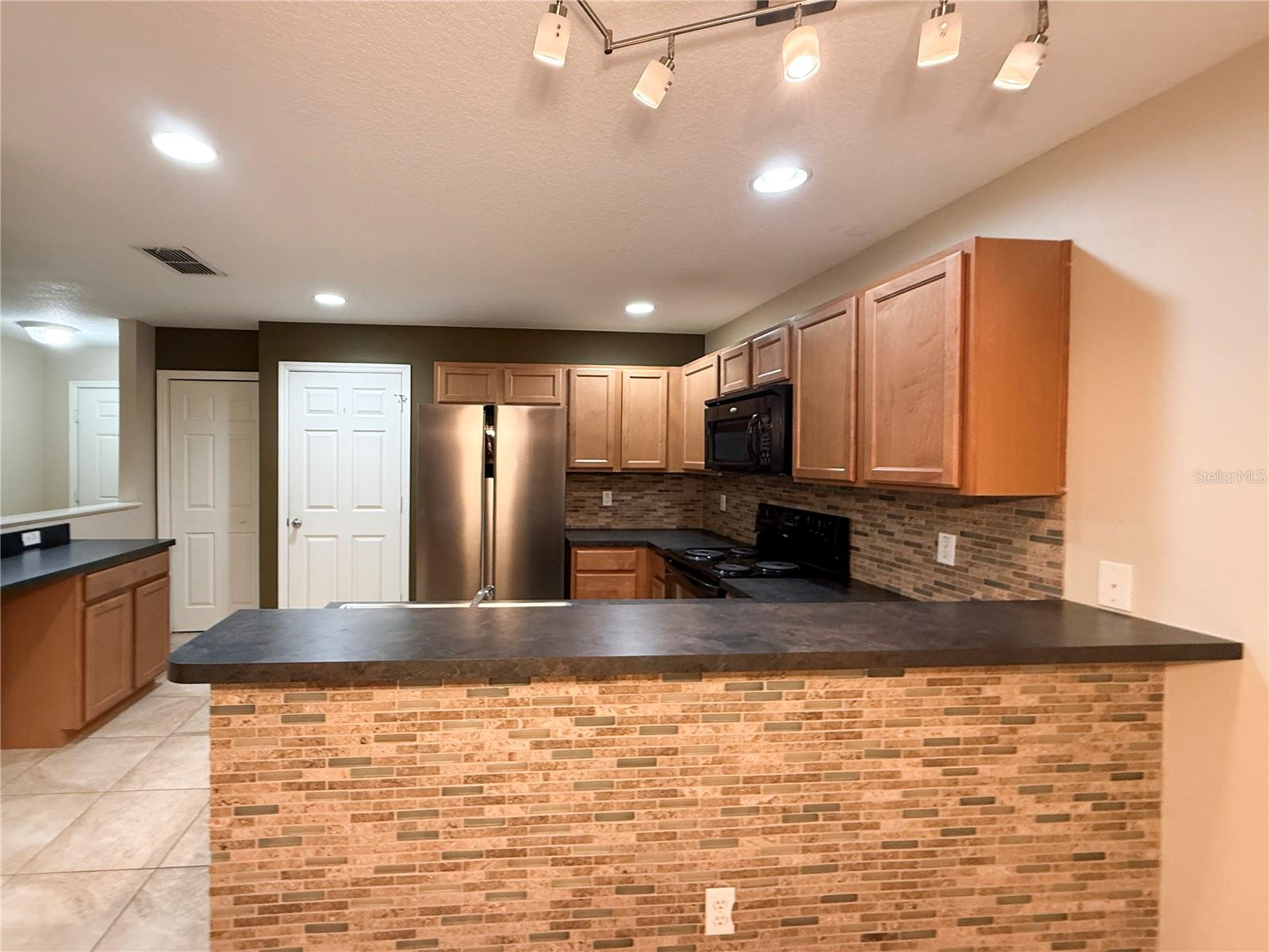 Image 3 of 12 For 3840 Shaftbury Place