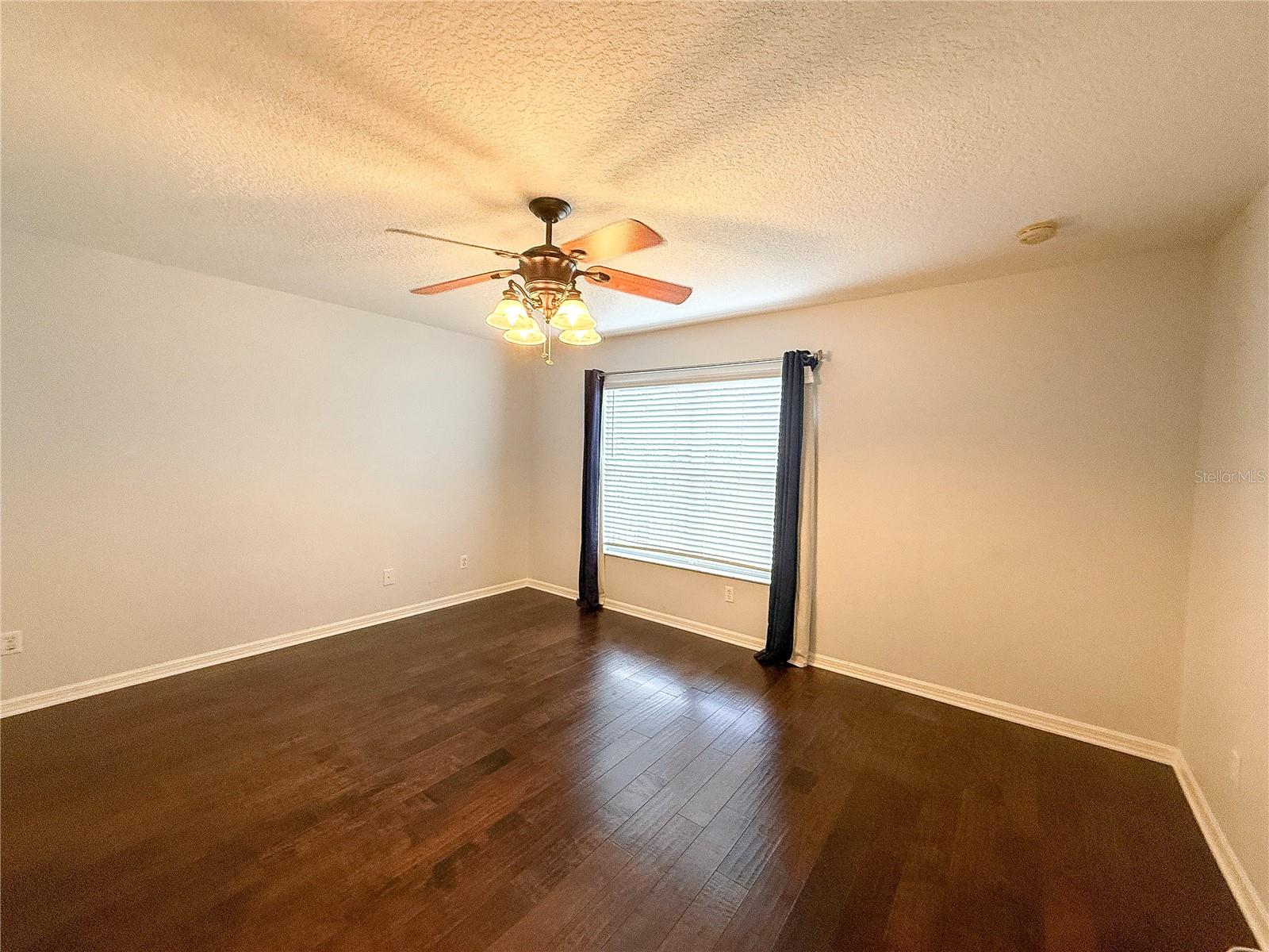 Image 7 of 12 For 3840 Shaftbury Place