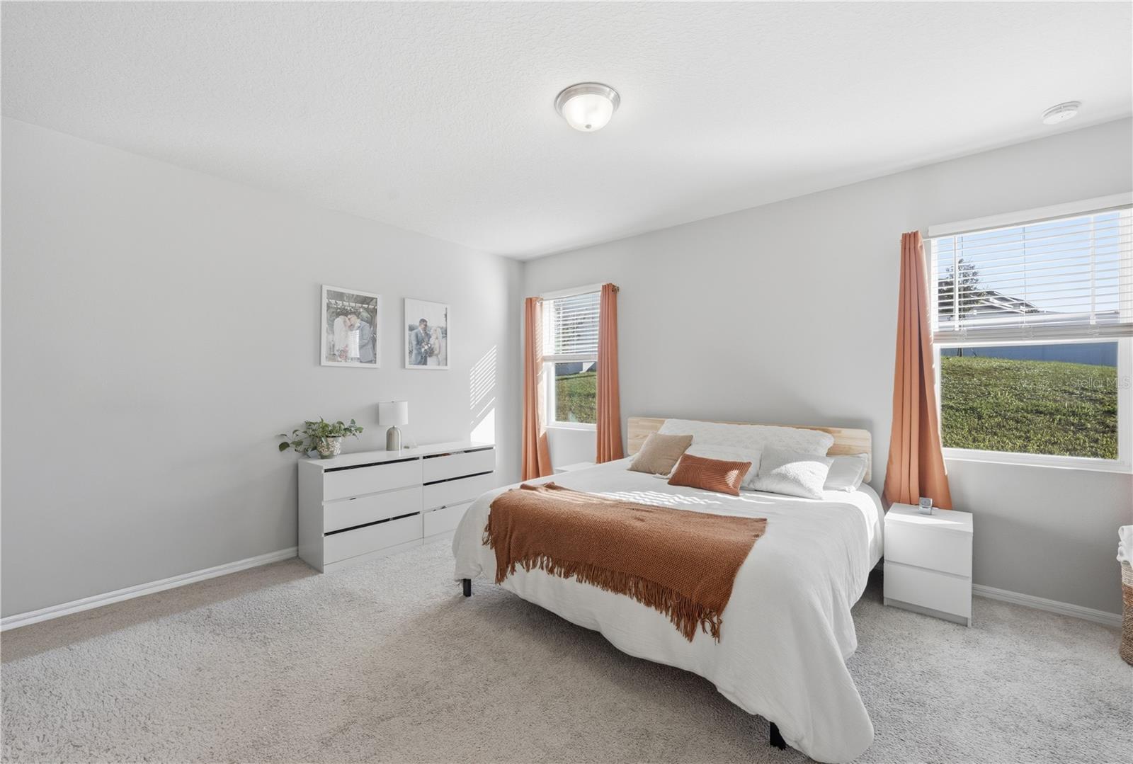 Image 4 of 31 For 2379 Gold Dust Drive