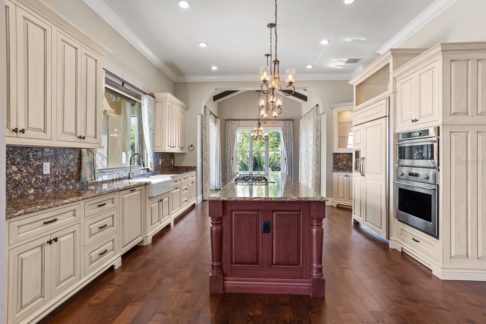 Image 16 of 100 For 6621 Point Hancock Drive