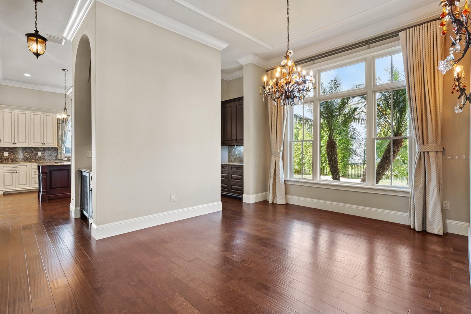 Image 29 of 100 For 6621 Point Hancock Drive