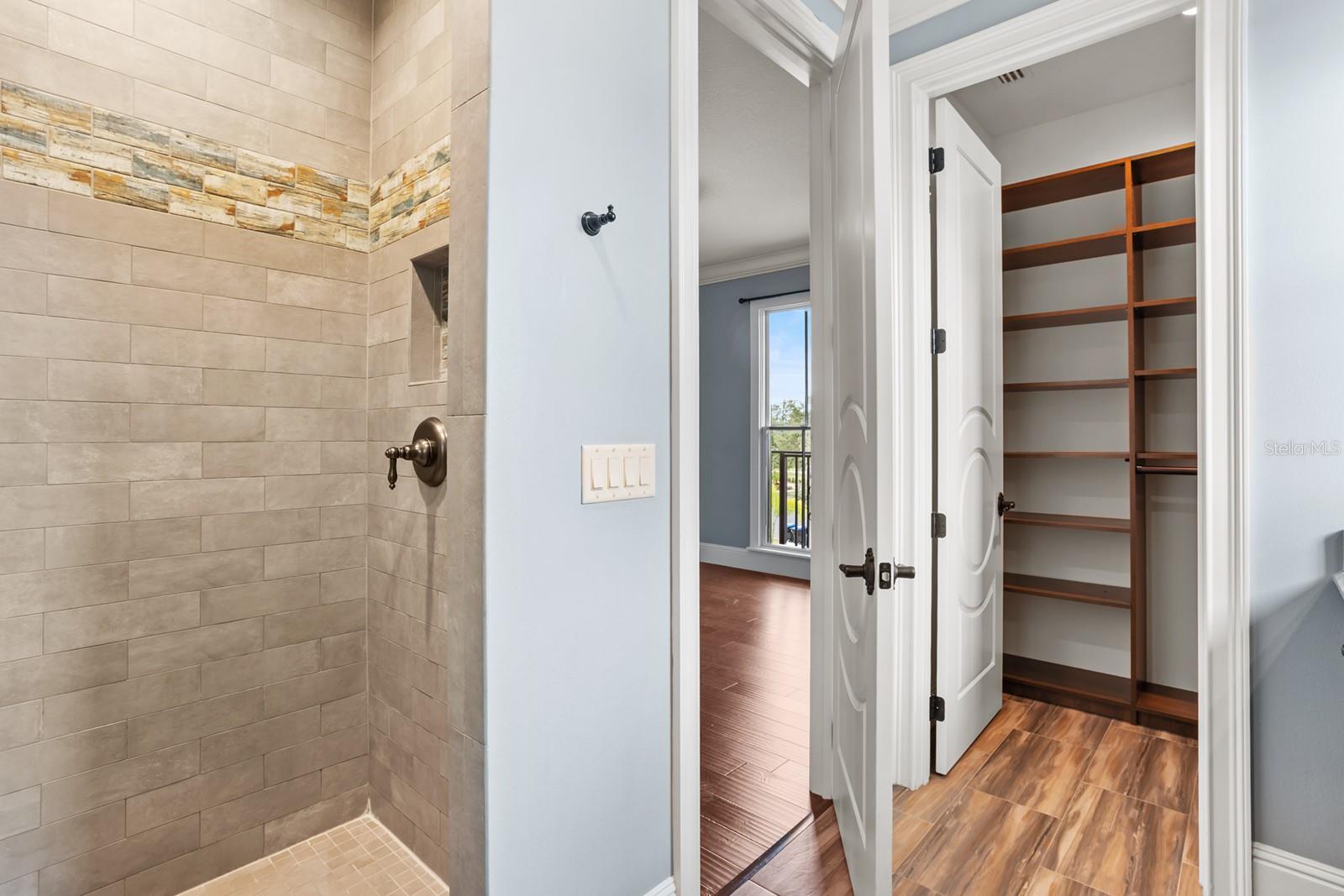 Image 36 of 100 For 6621 Point Hancock Drive