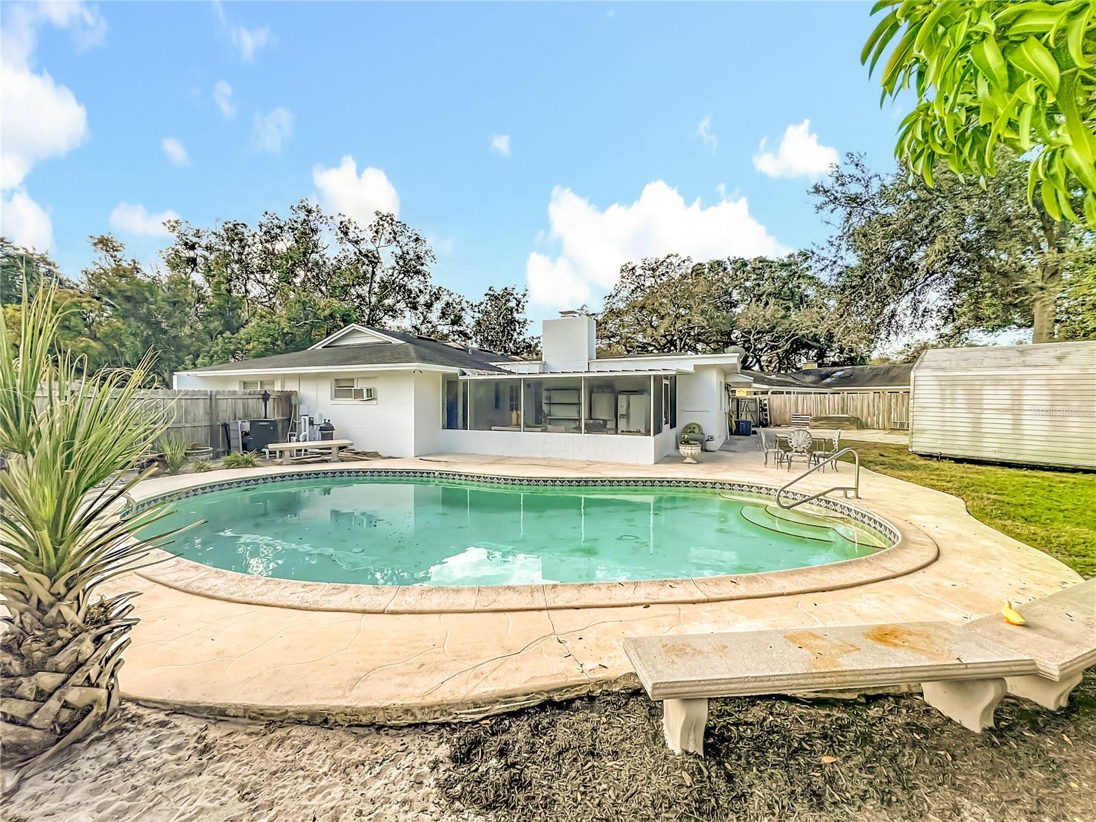 Image 39 of 50 For 415 Hermitage Drive