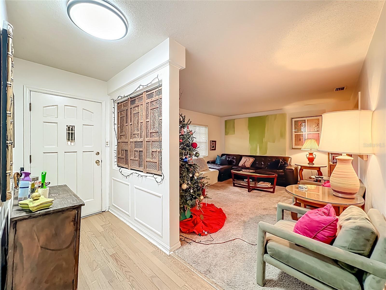 Image 4 of 50 For 415 Hermitage Drive