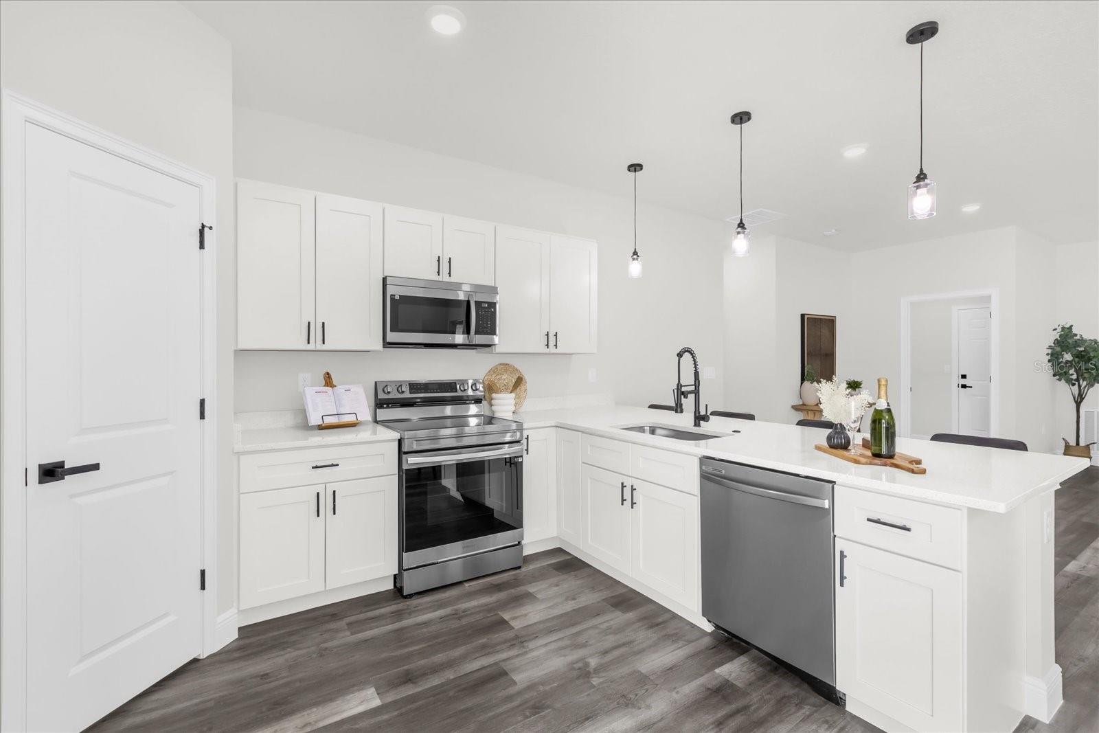 Image 14 of 35 For 4535 172nd Street Road