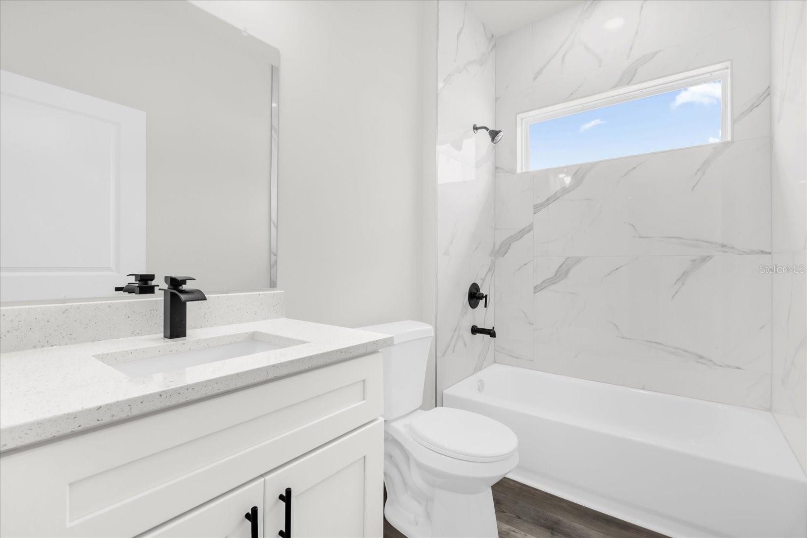 Image 21 of 35 For 4535 172nd Street Road