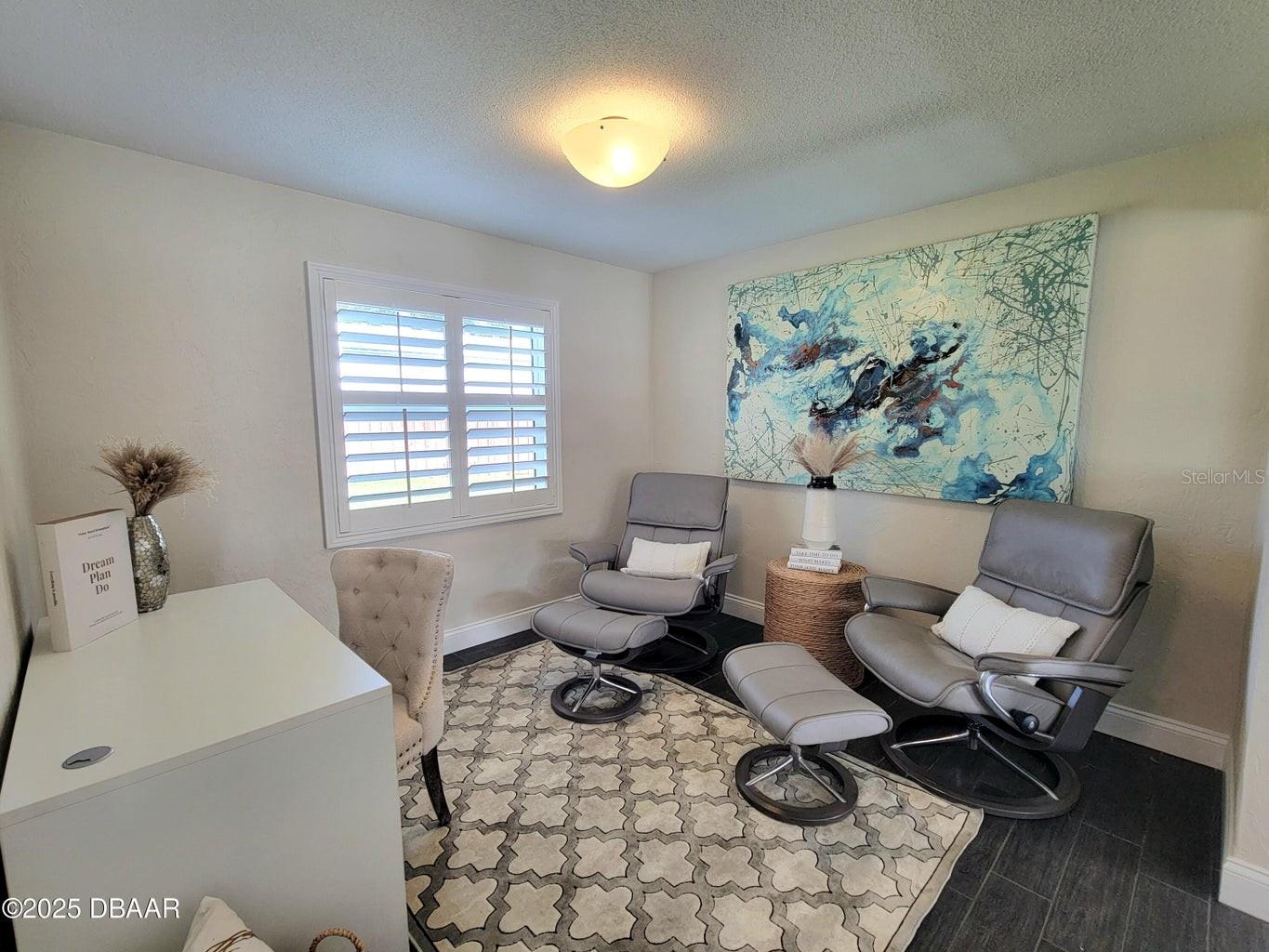 Image 18 of 39 For 253 Brighton Drive