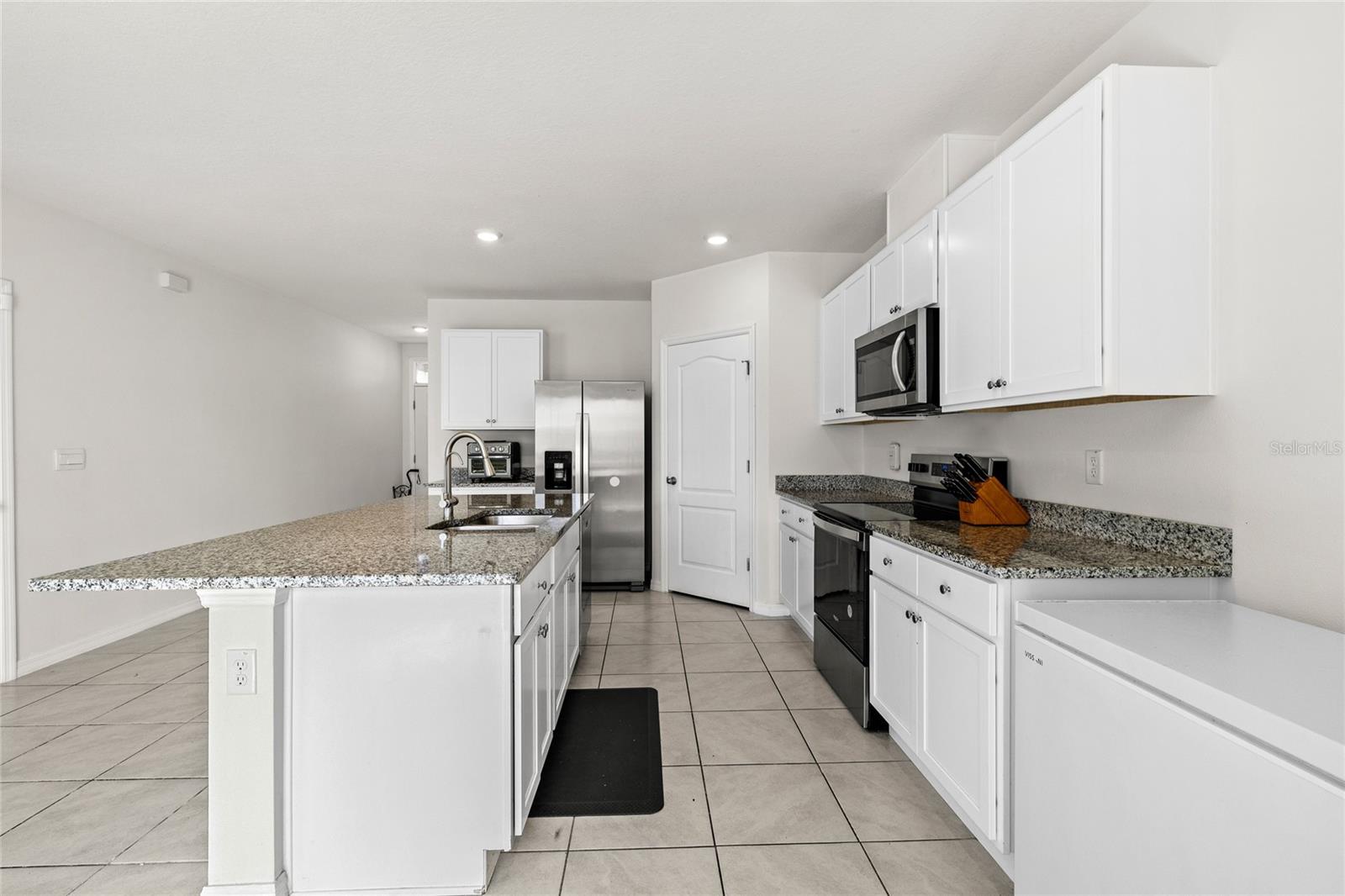 Image 12 of 40 For 1117 Griffon Avenue