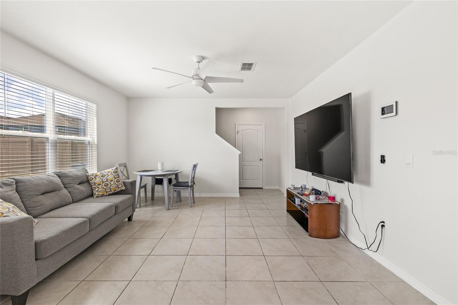 Image 14 of 40 For 1117 Griffon Avenue