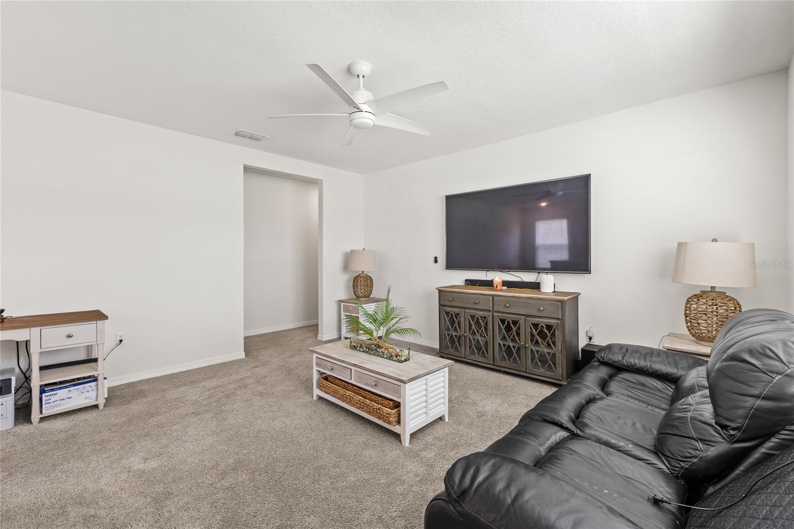 Image 23 of 40 For 1117 Griffon Avenue