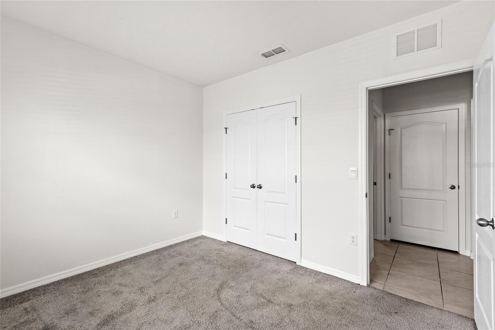 Image 6 of 40 For 1117 Griffon Avenue