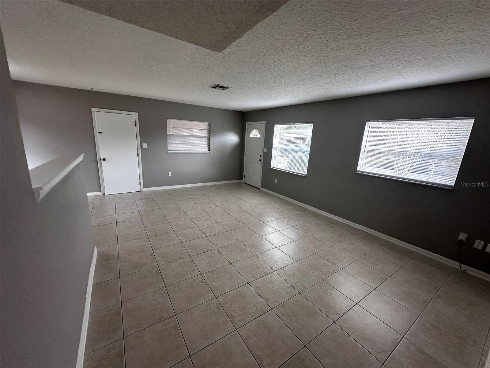 Image 14 of 16 For 900 Jamela Drive