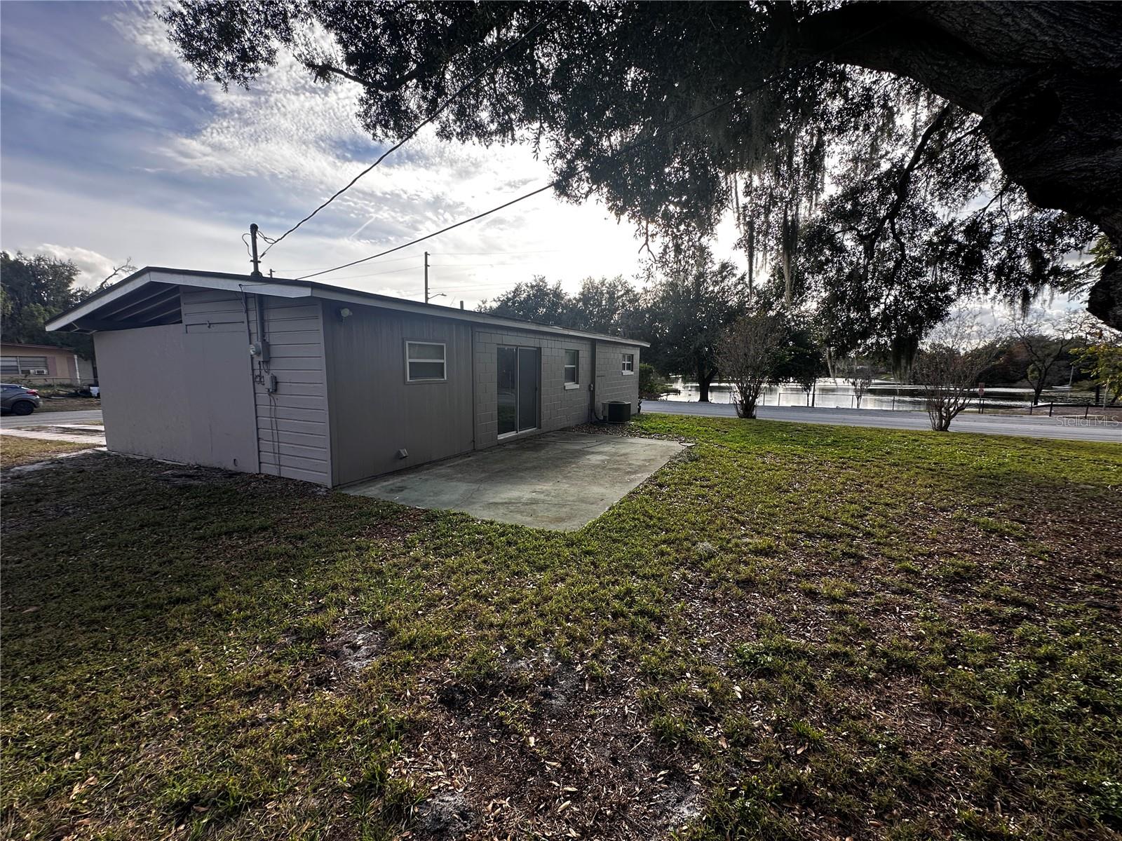 Image 15 of 16 For 900 Jamela Drive