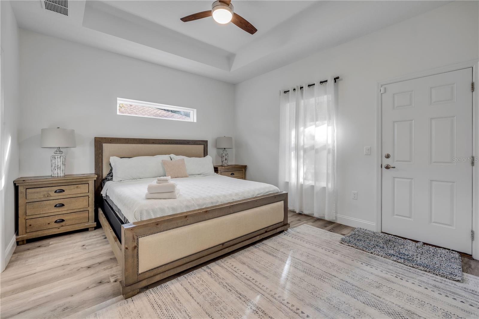 Image 12 of 27 For 14 Seminole Avenue