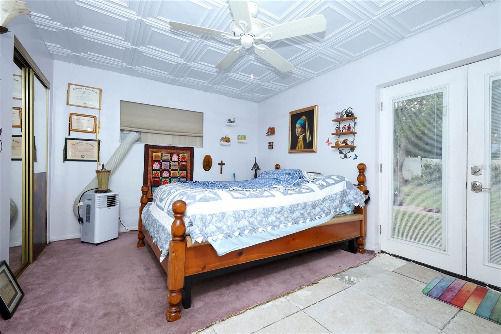 Image 12 of 25 For 613 Land Avenue