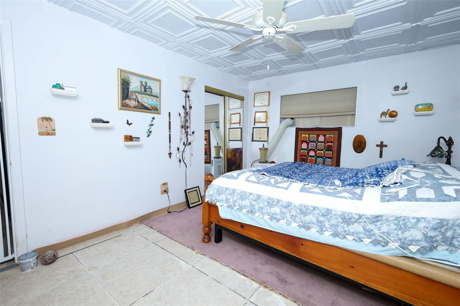 Image 13 of 25 For 613 Land Avenue