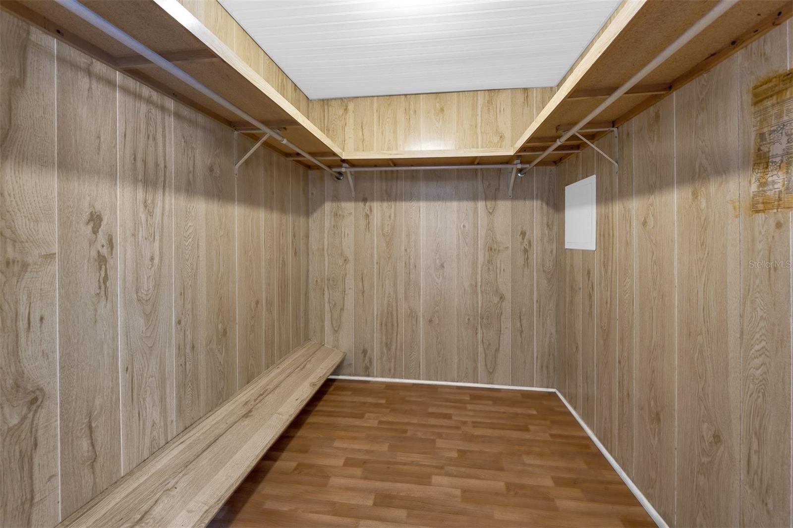 Image 12 of 21 For 562 Ruth Circle