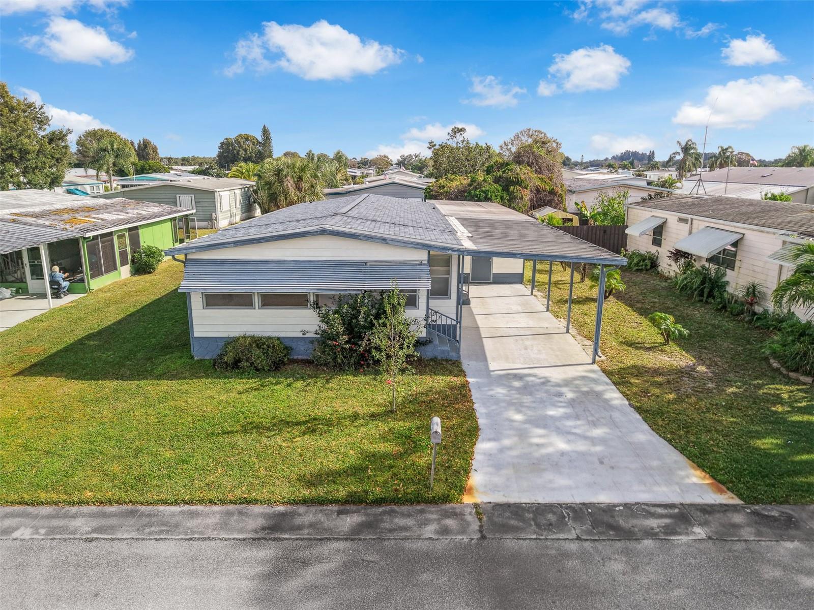 Image 18 of 21 For 562 Ruth Circle