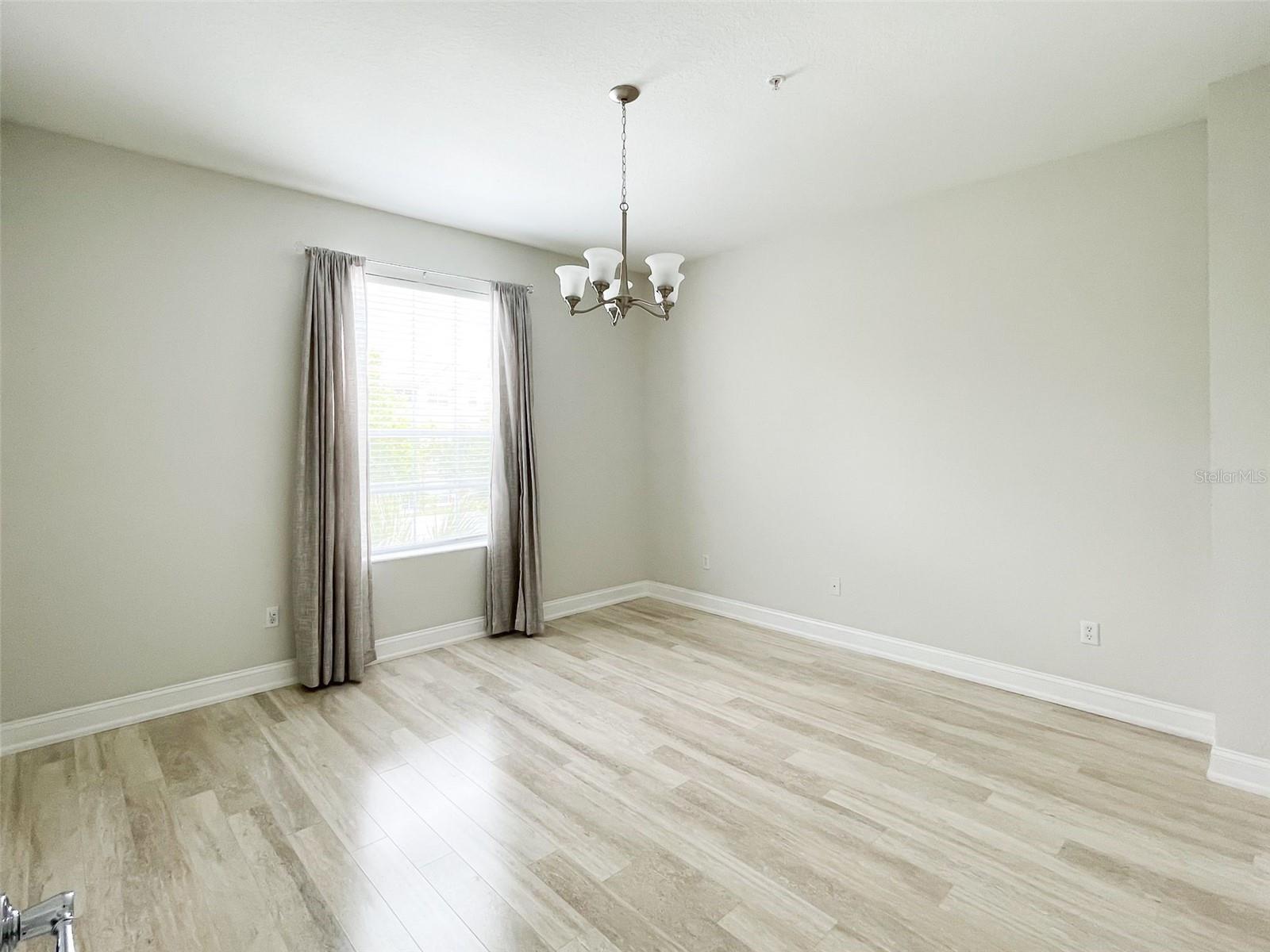 Image 18 of 34 For 3368 Robert Trent Jones Drive 30308