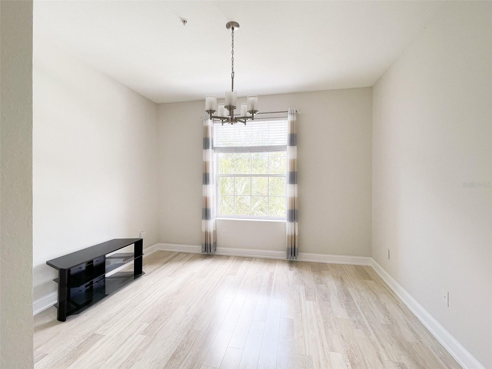 Image 21 of 34 For 3368 Robert Trent Jones Drive 30308